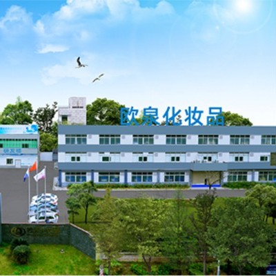 鼻翼嘴角長粉刺怎么辦？