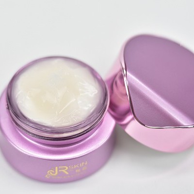 眼部該怎么正確護理？