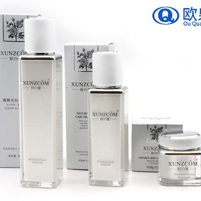 化妝品廠家:護(hù)膚品疊加使用的注意事項