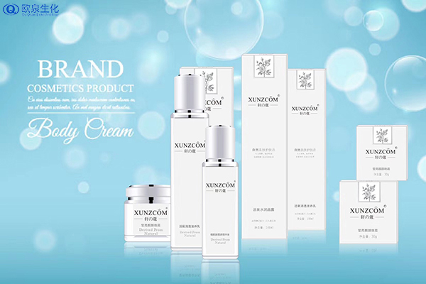 秋冬季節(jié)敏感肌膚該如何護理肌膚？